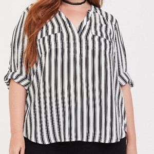 Torrid | Harper Black & White Georgette Pullover